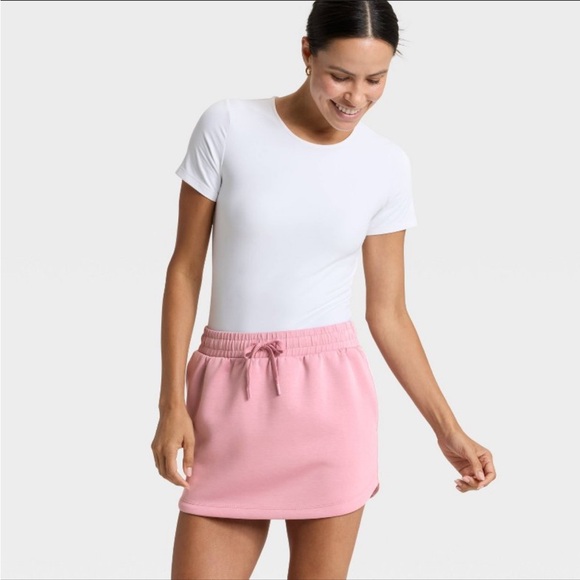 💜🆕 NWT All In Motion Airy Sleek Skort 💜 - Picture 3 of 3